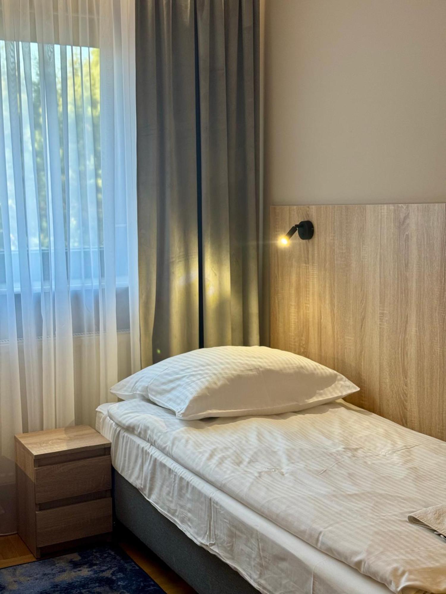 Hotel Zodiak Sucha  エクステリア 写真