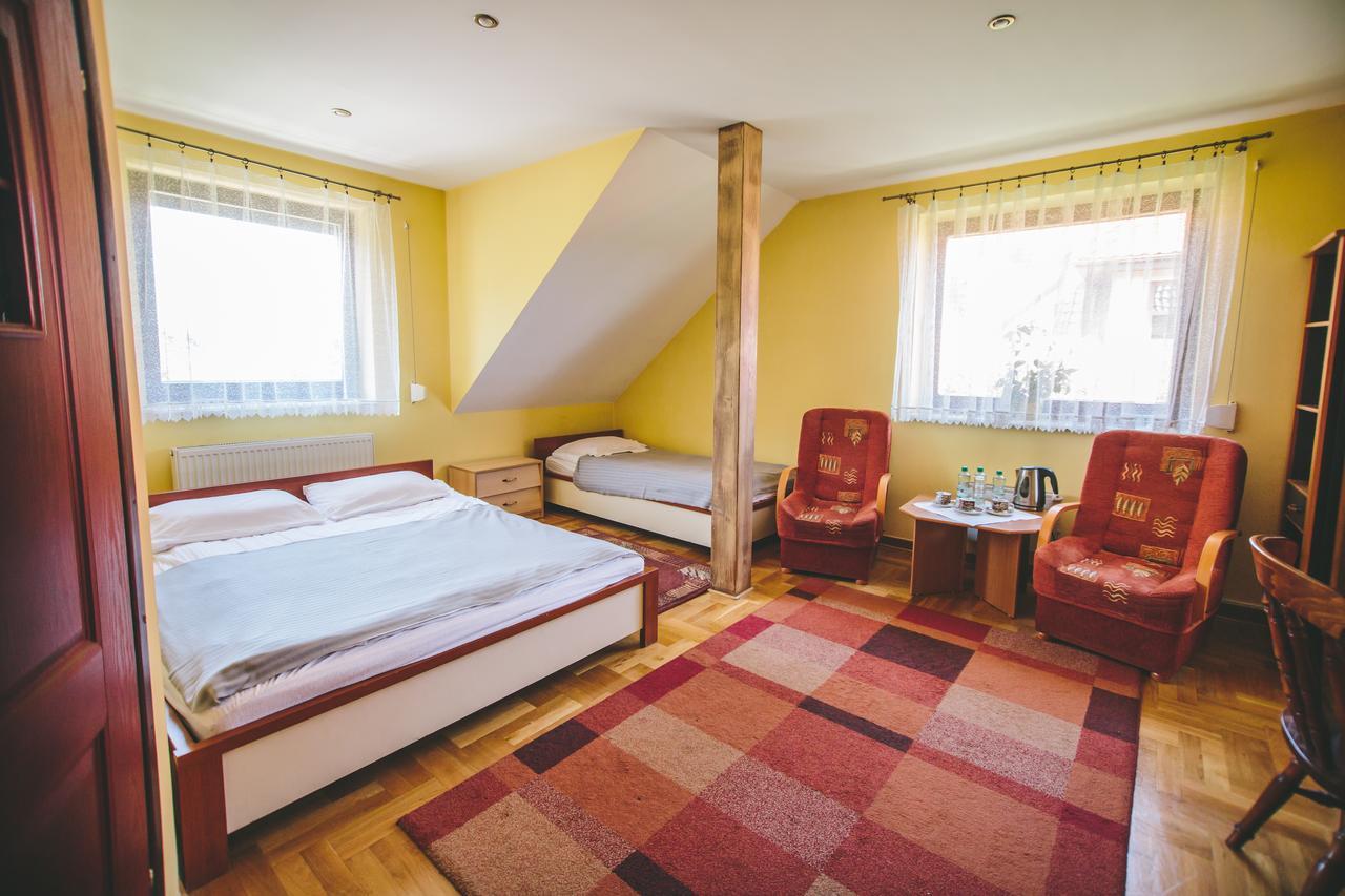 Hotel Zodiak Sucha  エクステリア 写真